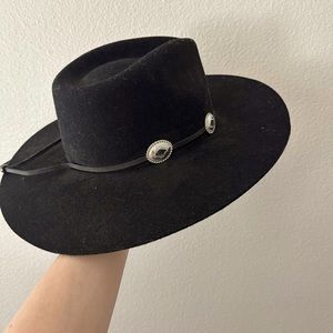Charlie 1 Horse Hat